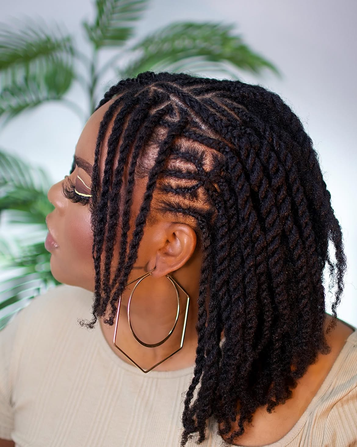 Elegant Two-Strand Twists With Geometric Parting