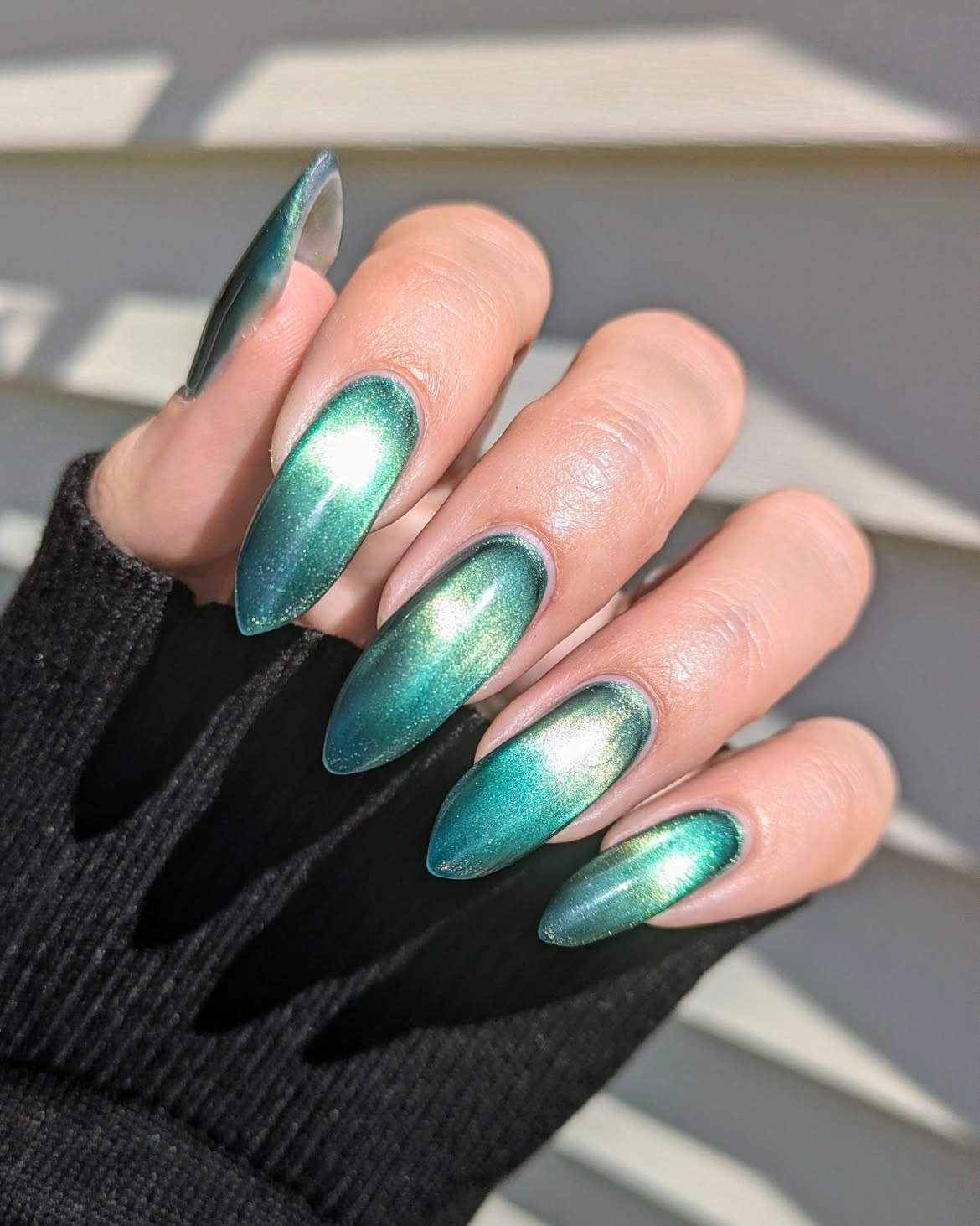 Emerald Cat Eye Stiletto Nails