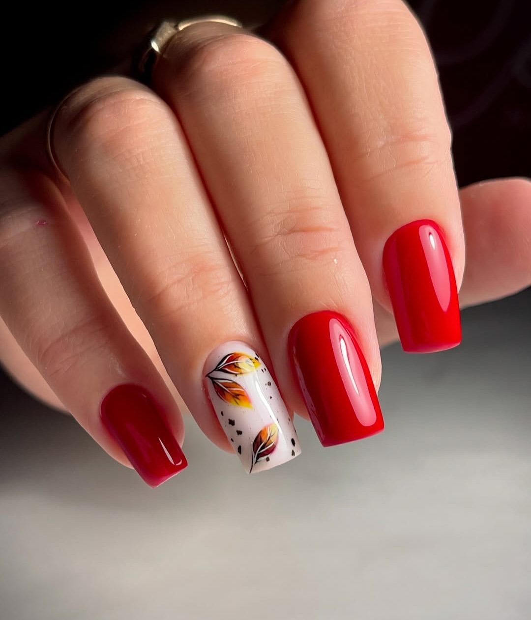 Glossy Crimson Leaves Square Nails