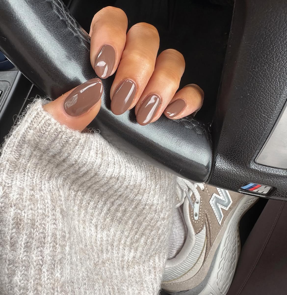 Glossy Milk Chocolate Oval Nails