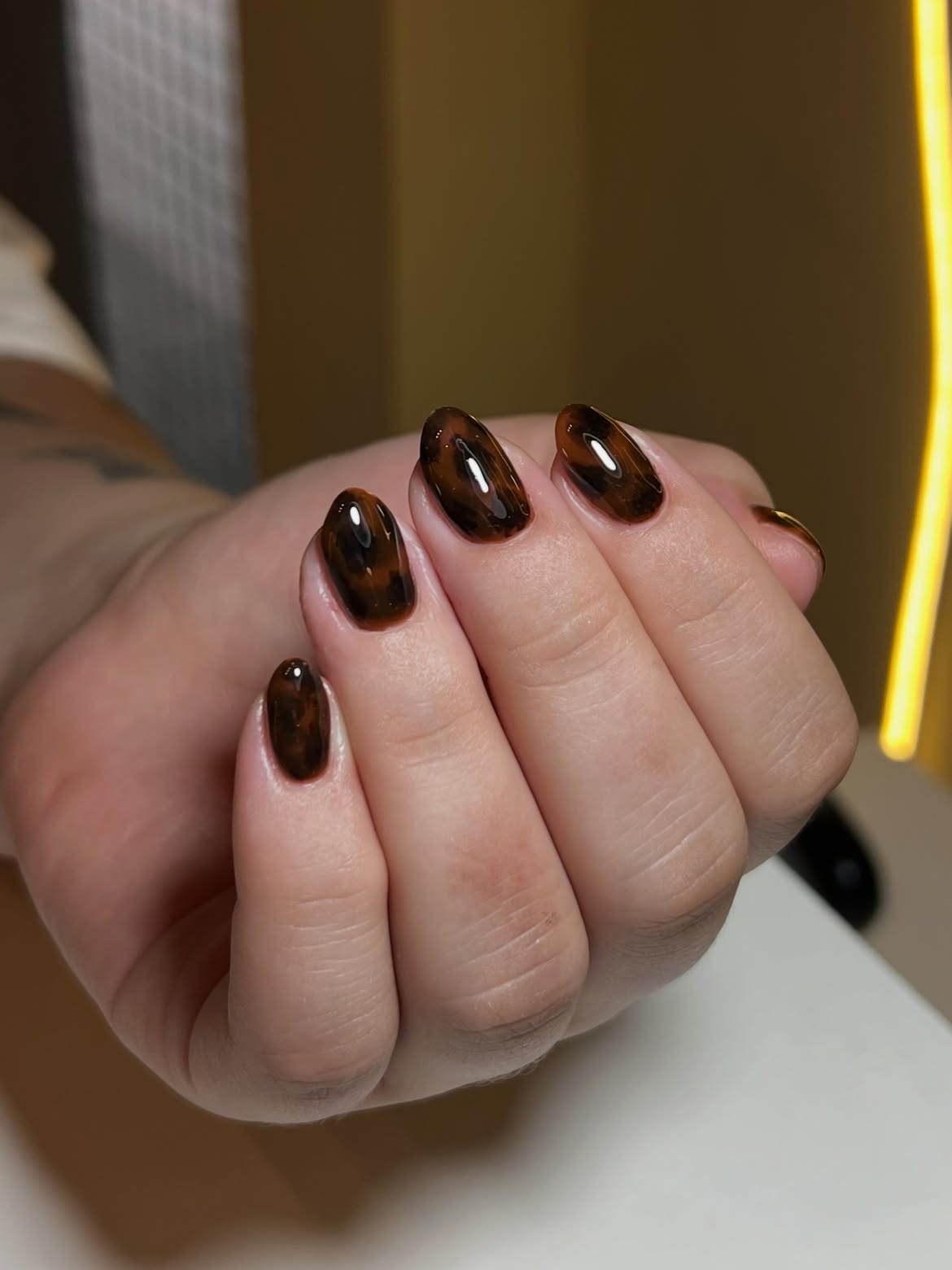 Glossy Tortoiseshell Almond Nails