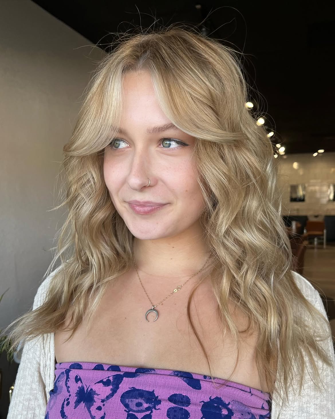 Honey Blonde Waves With Face-Framing Layers