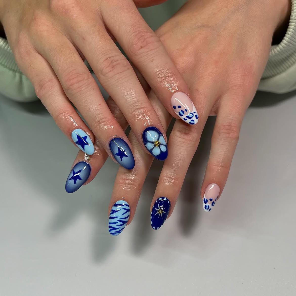 Ombre Blue Star French Tip Mix