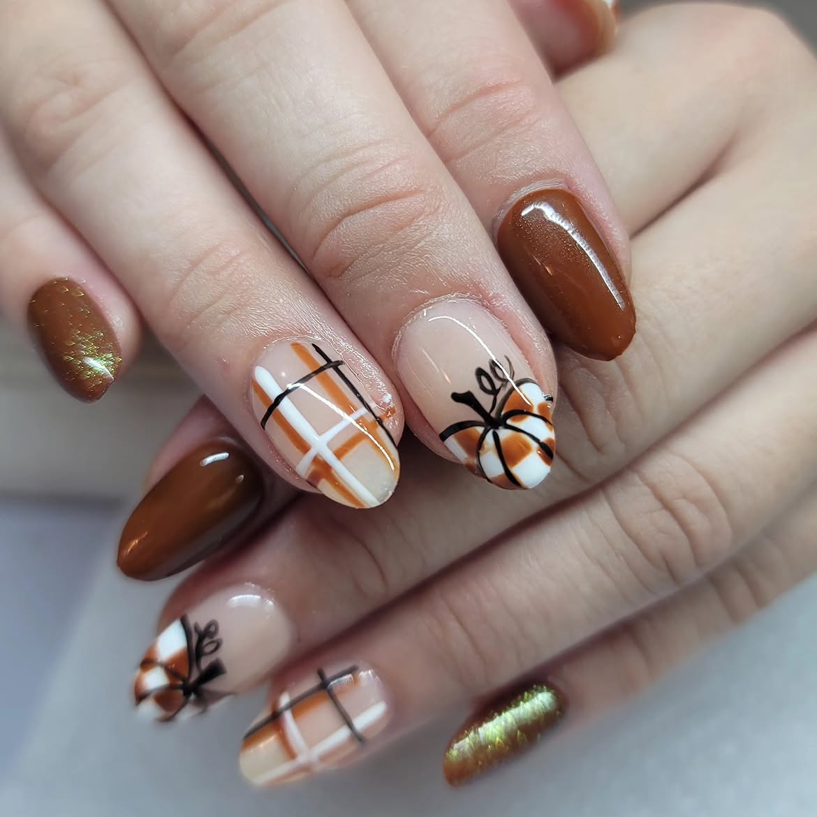 Pumpkin Plaid Oval Nails with Shimmer Accents