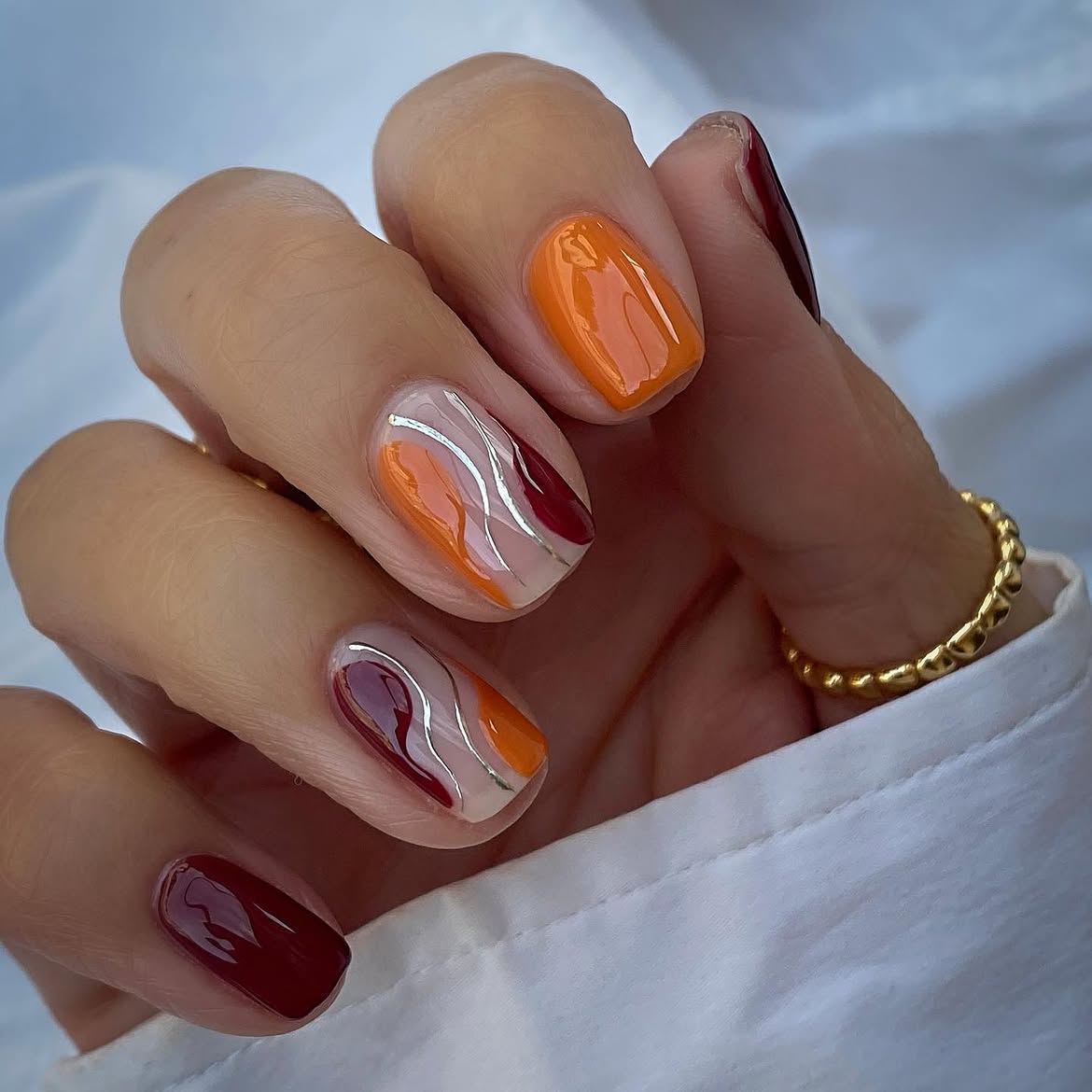 Short Autumn Swirl Aura Nails