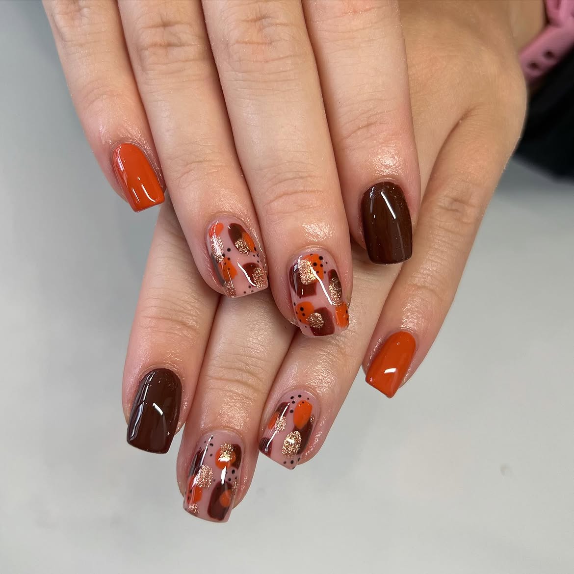 Short Glossy Fall Aura Leopard Print