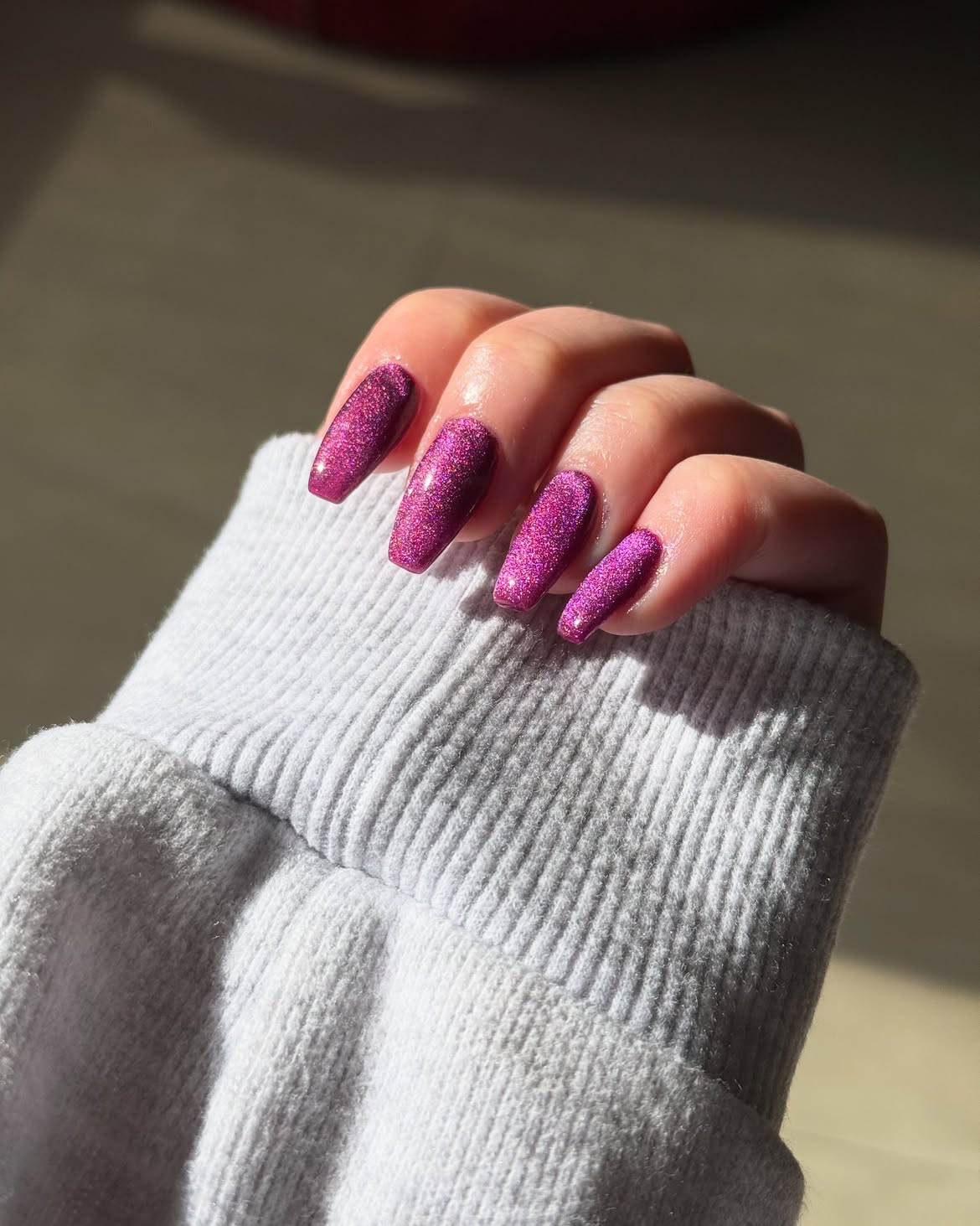 Sparkling Fuchsia Cat Eye Coffin Nails