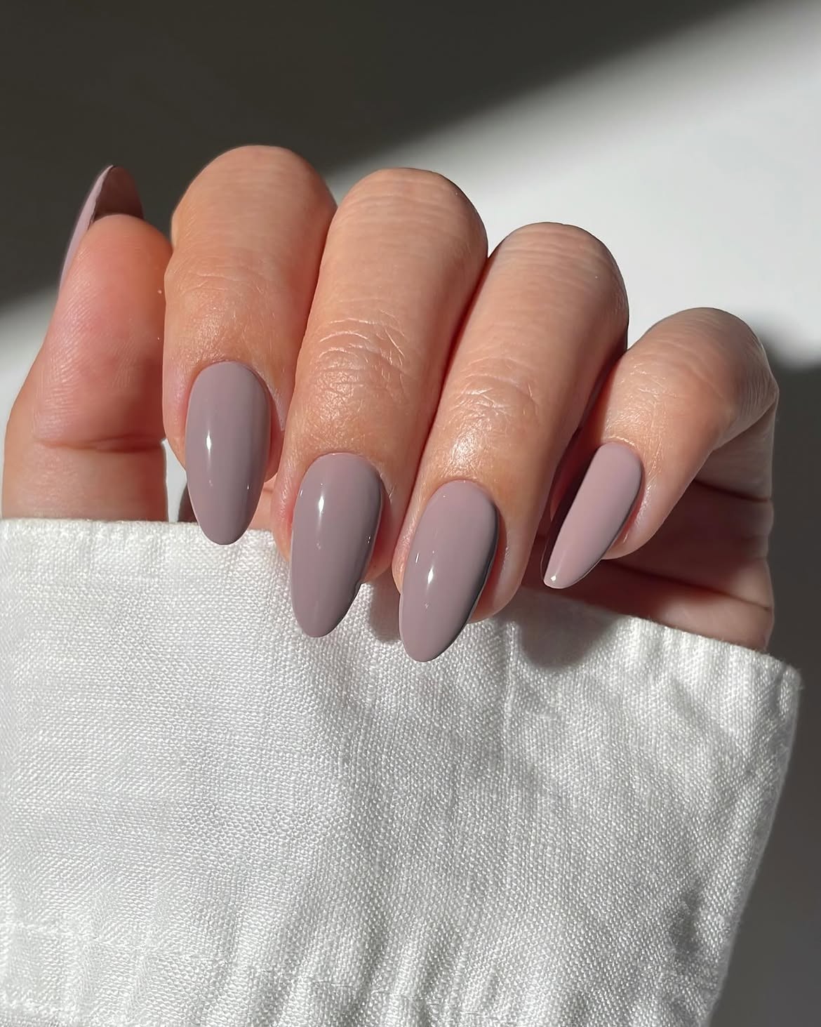Taupe Almond Neutral Glossy Fall Manicure