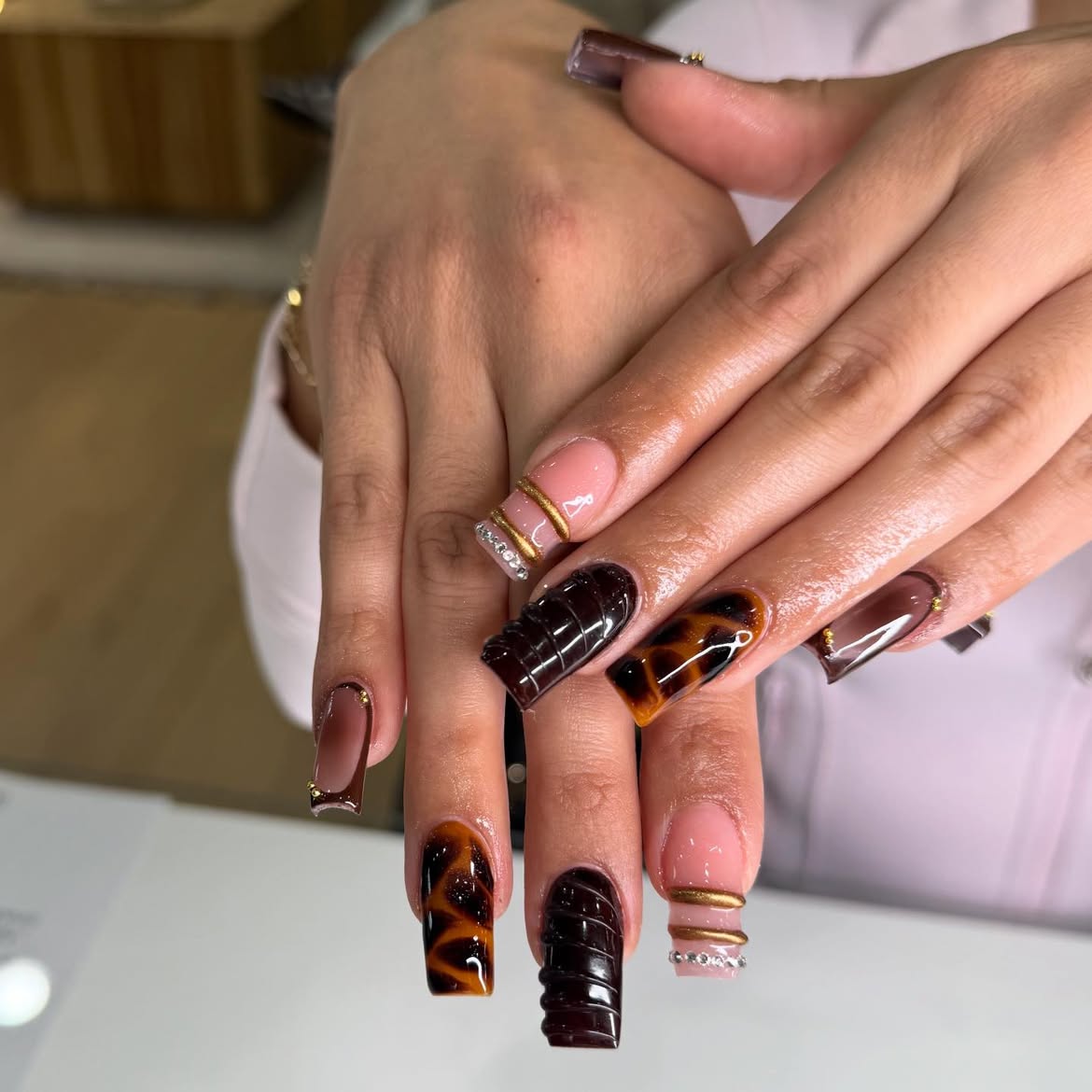 Tortoiseshell Ombre and Chocolate 3D Swirls