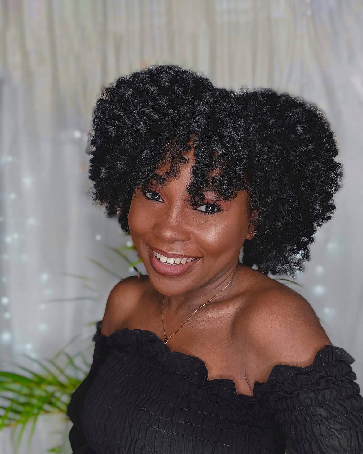 Voluminous Twists With Face-Framing Tendrils