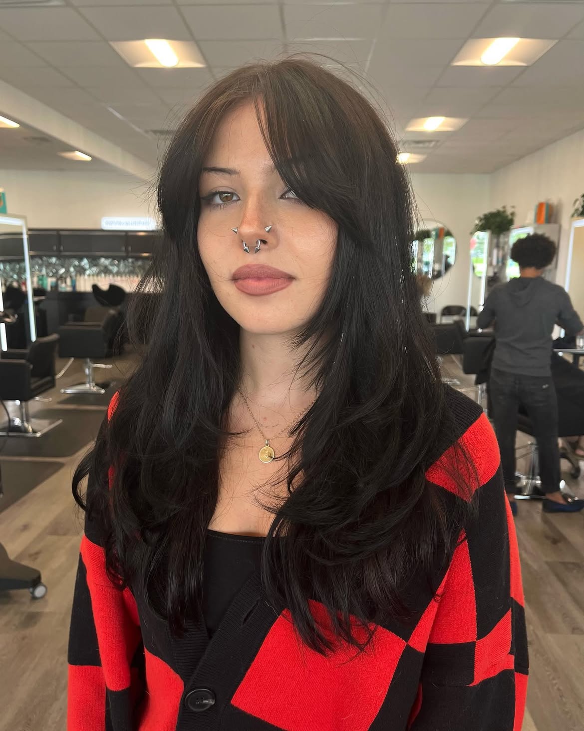 90s Inspired Layered Cut With Face-Framing Bangs