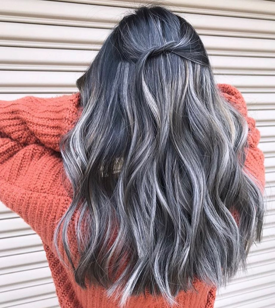 Ashy Gray Blending With Soft Waves