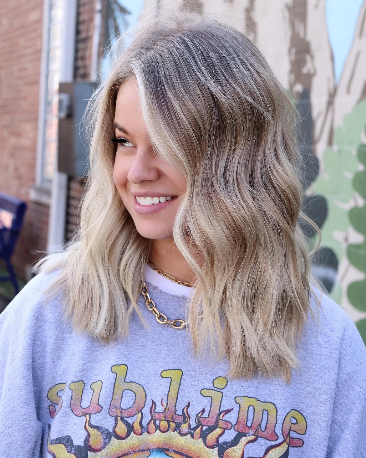 Beachy Blonde Waves With Face-Framing Layers