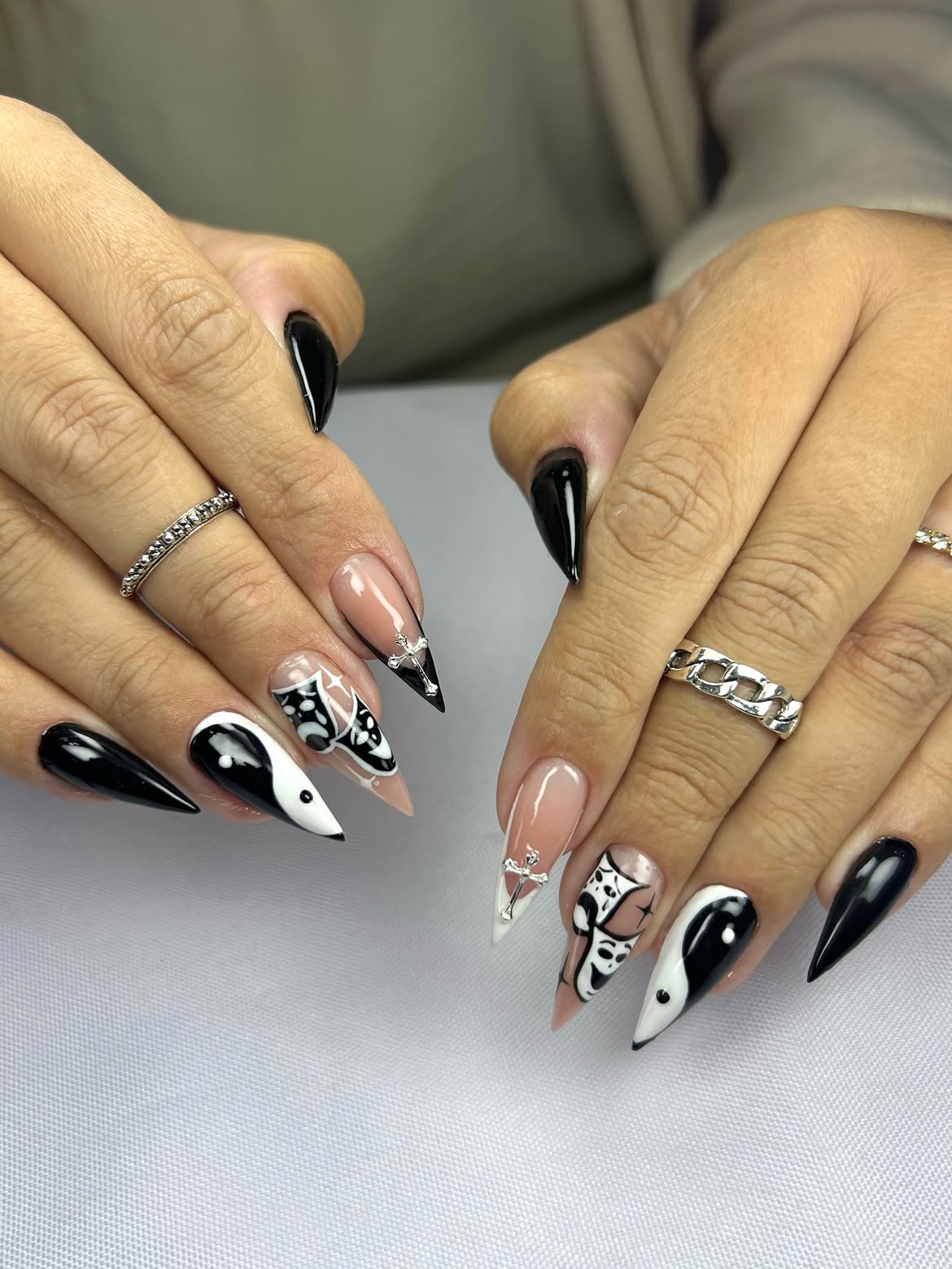 Black and White Yin Yang Stiletto Nails