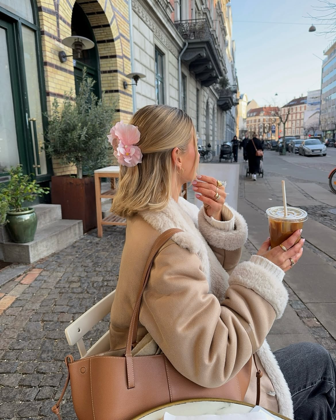 Blonde Bob With Soft Waves And Floral Clip