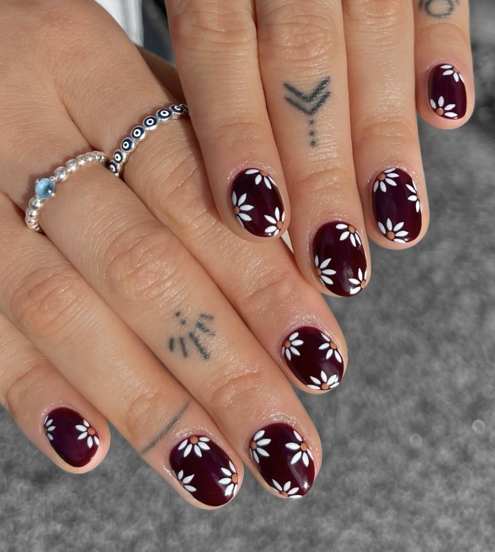 Burgundy Daisy Floral Oval Nails