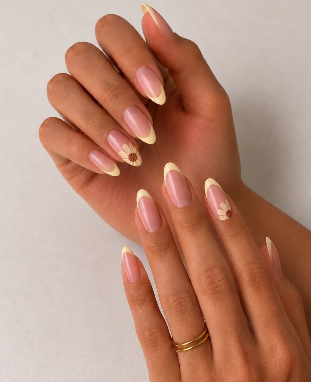 Butter Yellow French Tip Daisy Accent Nails