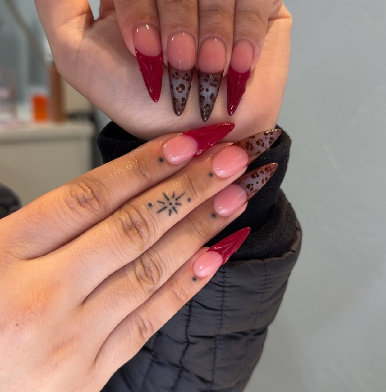 Chic Leopard Stiletto French Tips