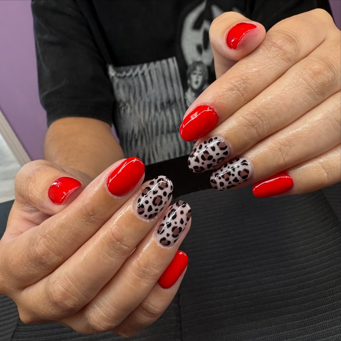 Classic Red and Leopard Print Oval Nails