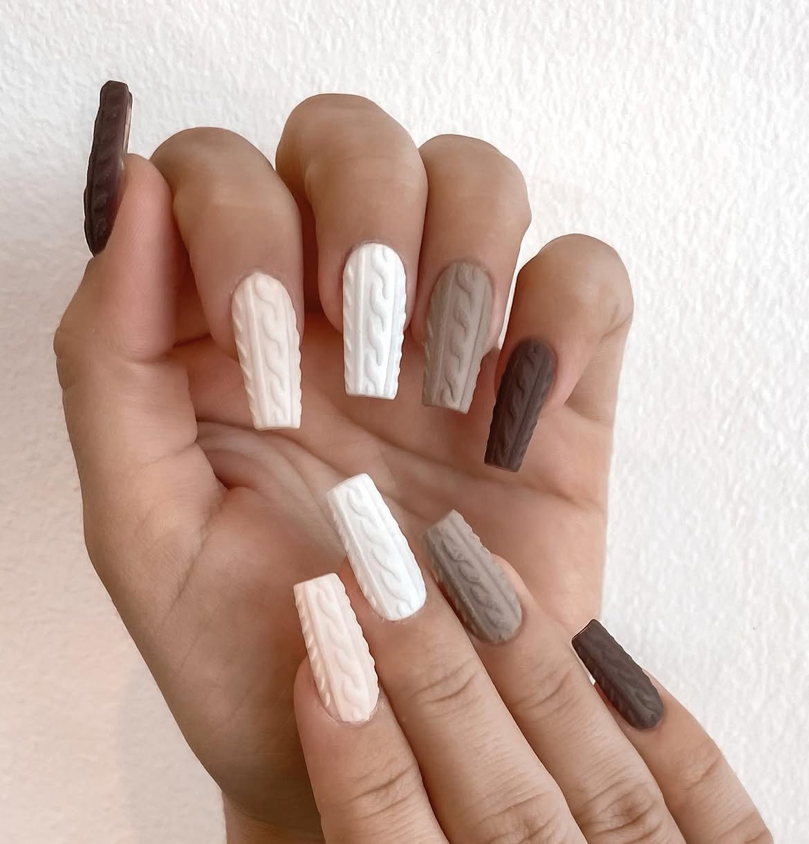 Cozy Cable Knit Sweater Nail Art