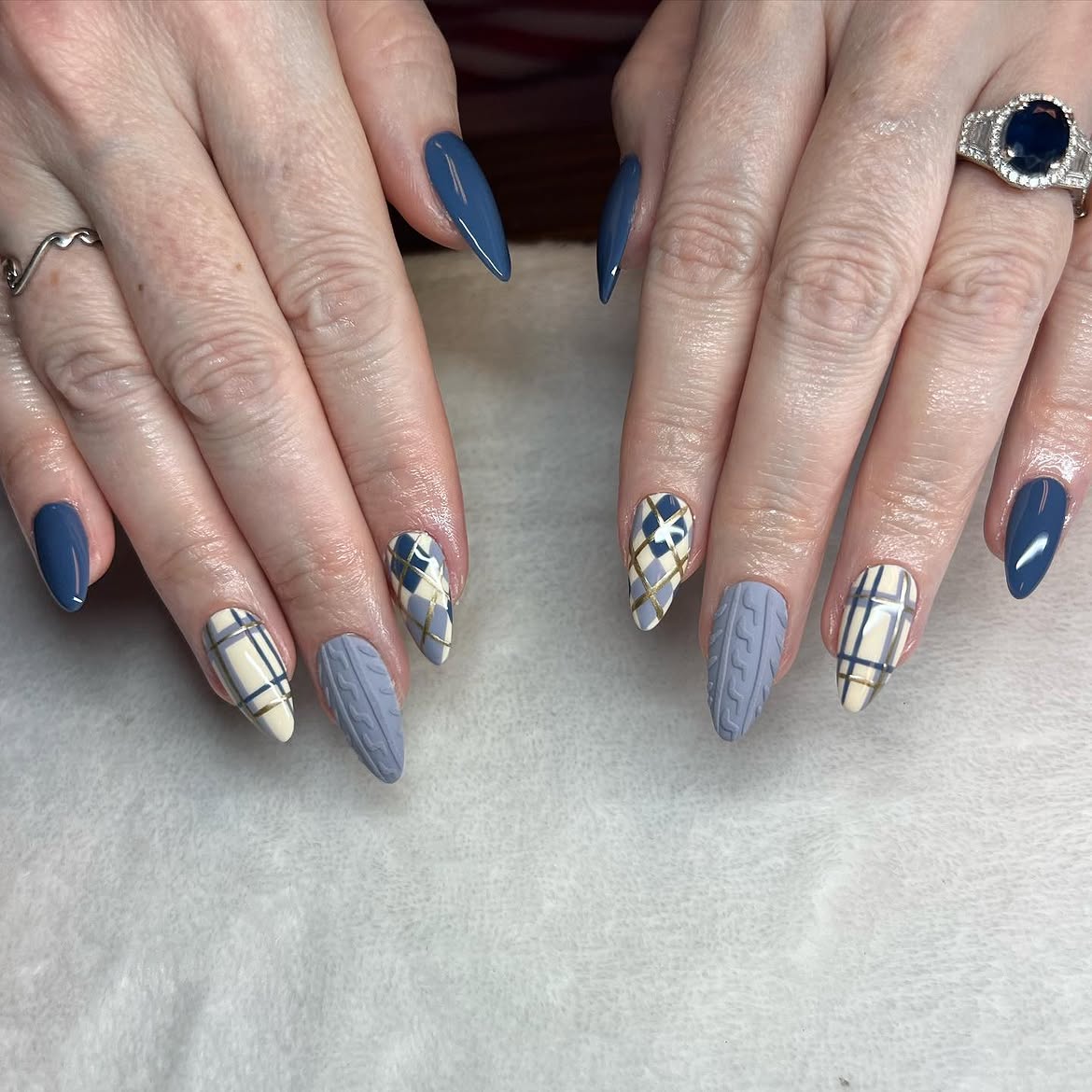 Cozy Sweater Plaid Almond Nails