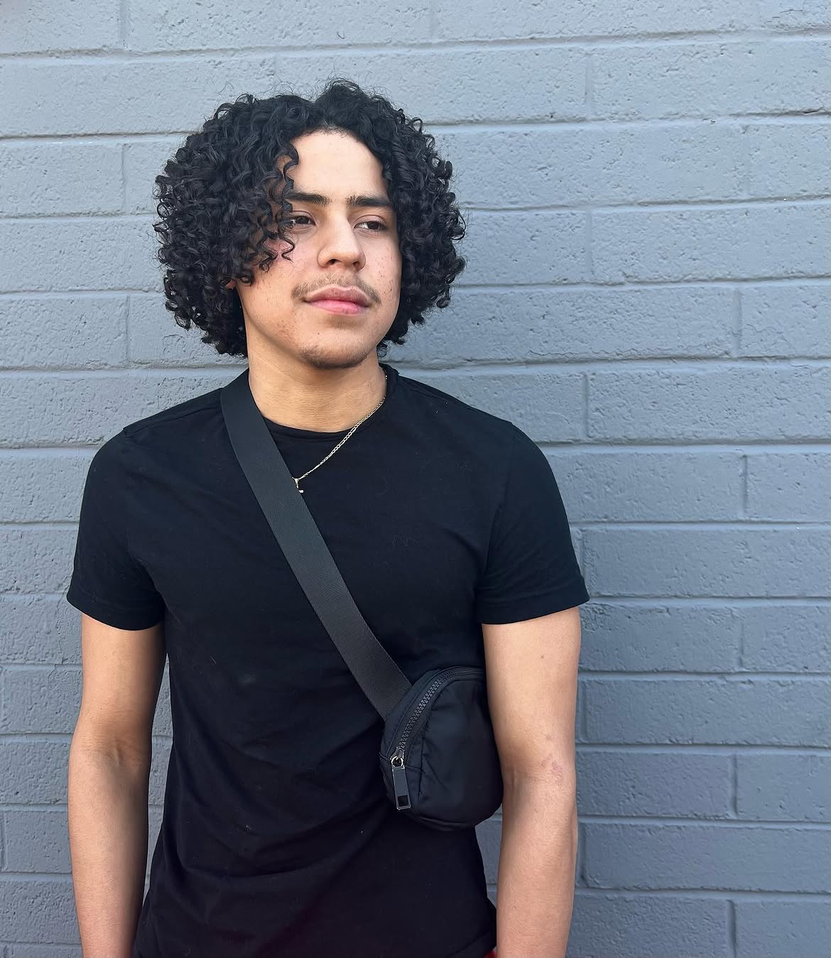 Defined Curls With Natural Volume