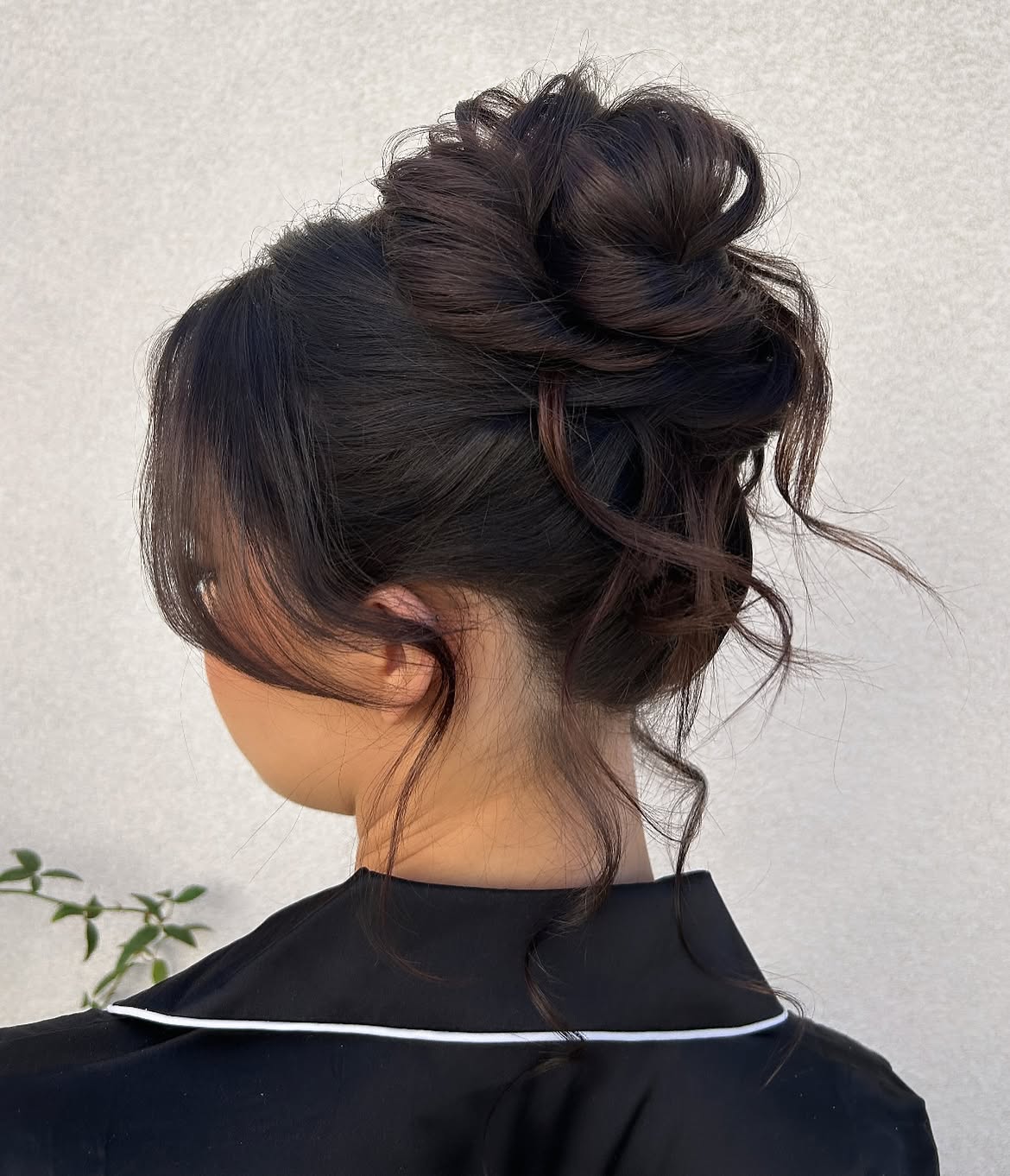 Effortless Messy Updo With Face-Framing Pieces