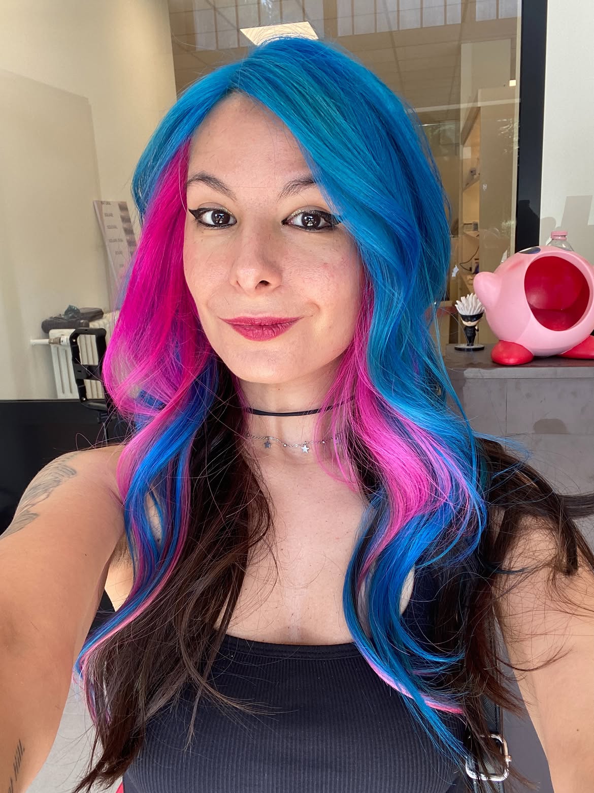 Electric Blue and Pink Two-Tone Waves