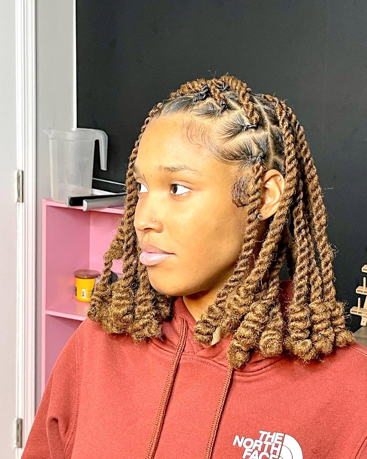 Elegant Rope Twists With Defined Coils