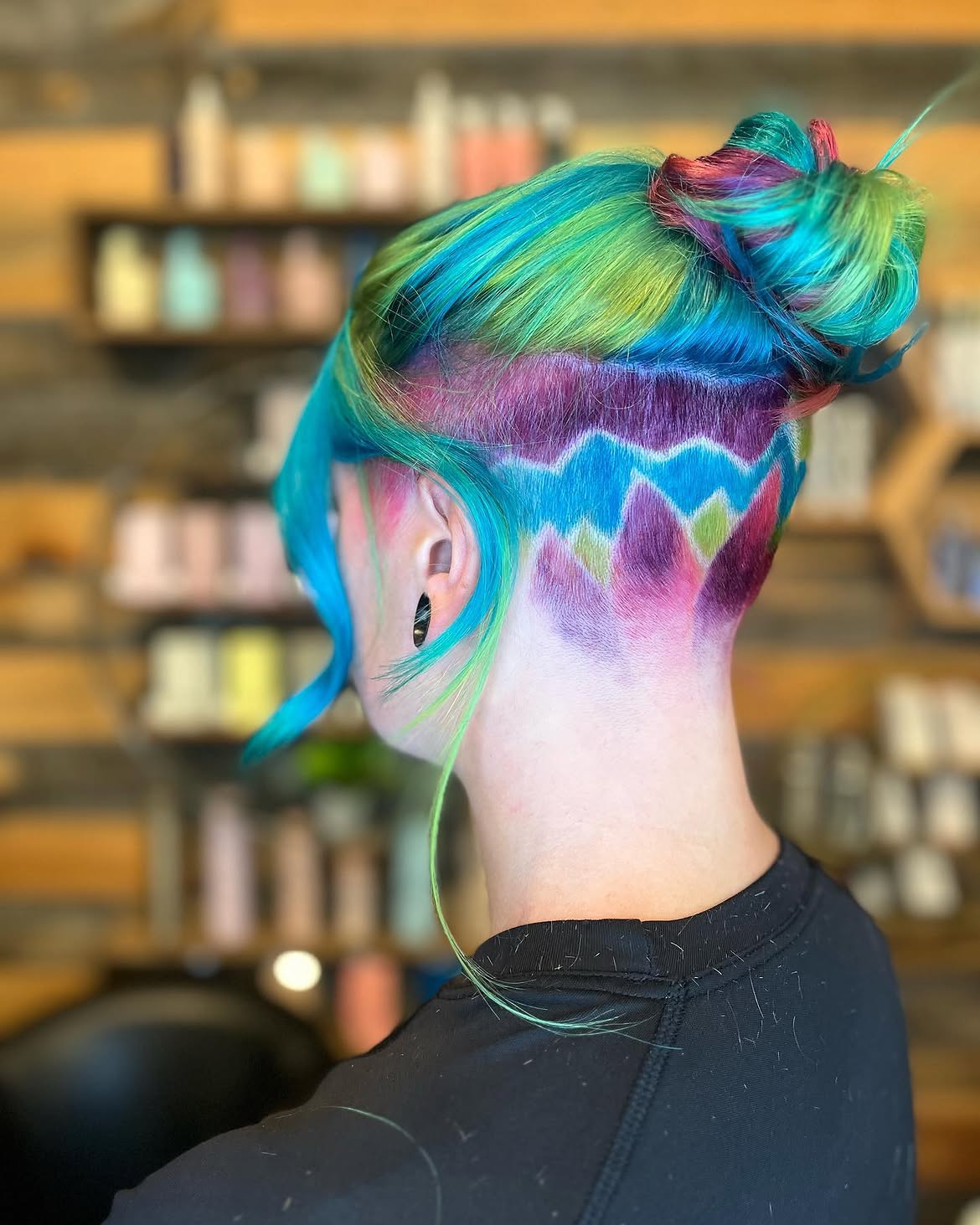 Geometric Undercut With Vibrant Rainbow Peaks