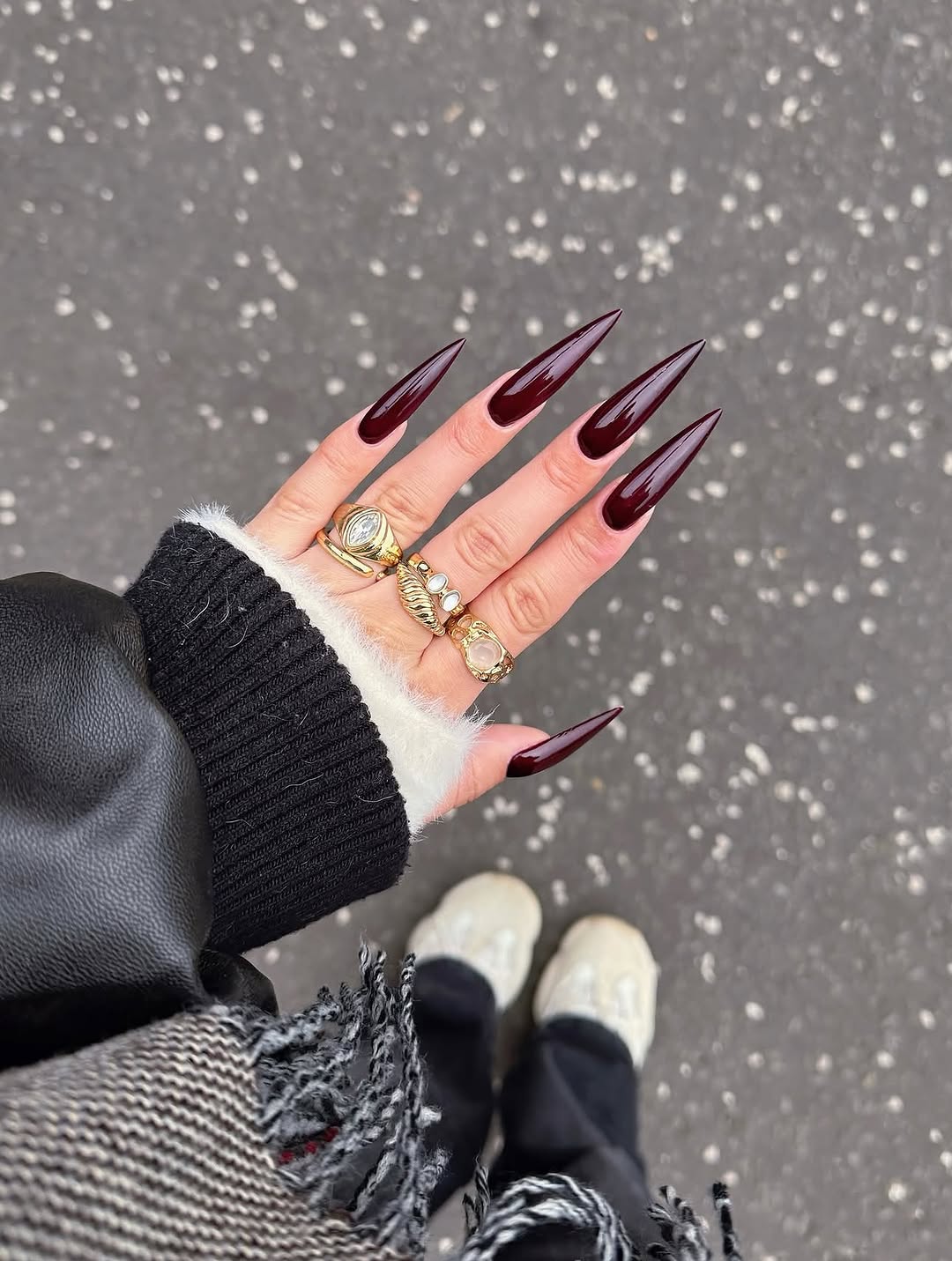 Glossy Deep Wine Stiletto Nails
