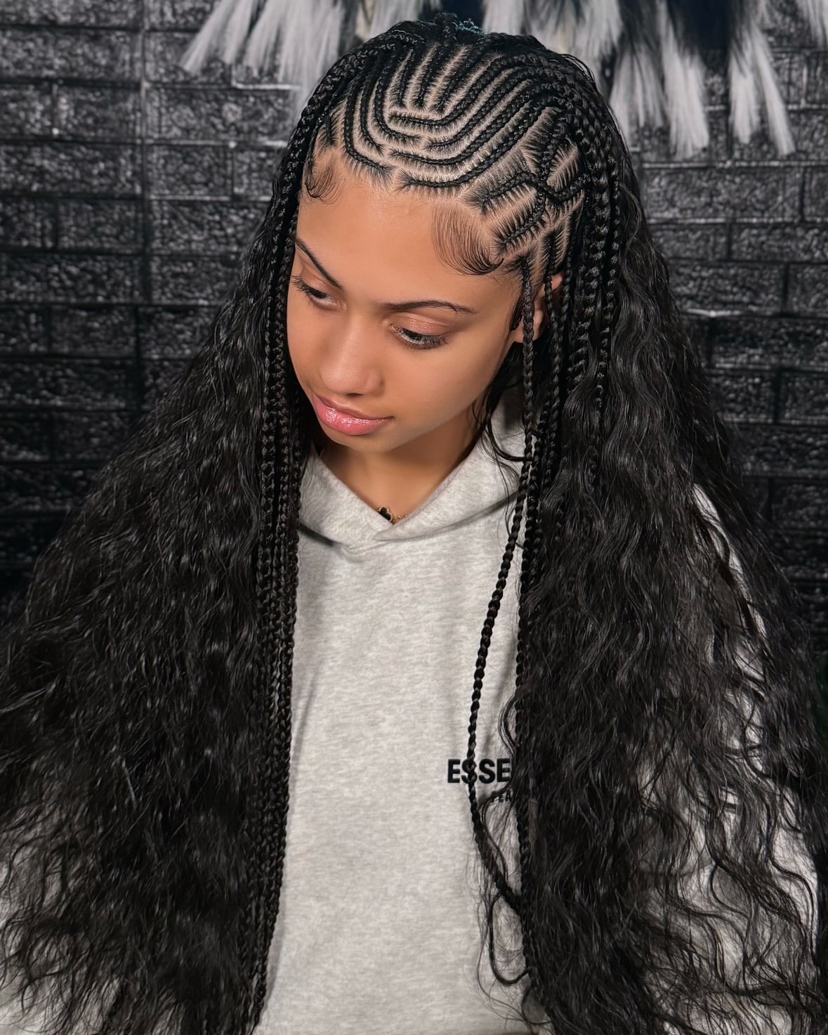 Intricate Feed-In Braids With Loose Waves