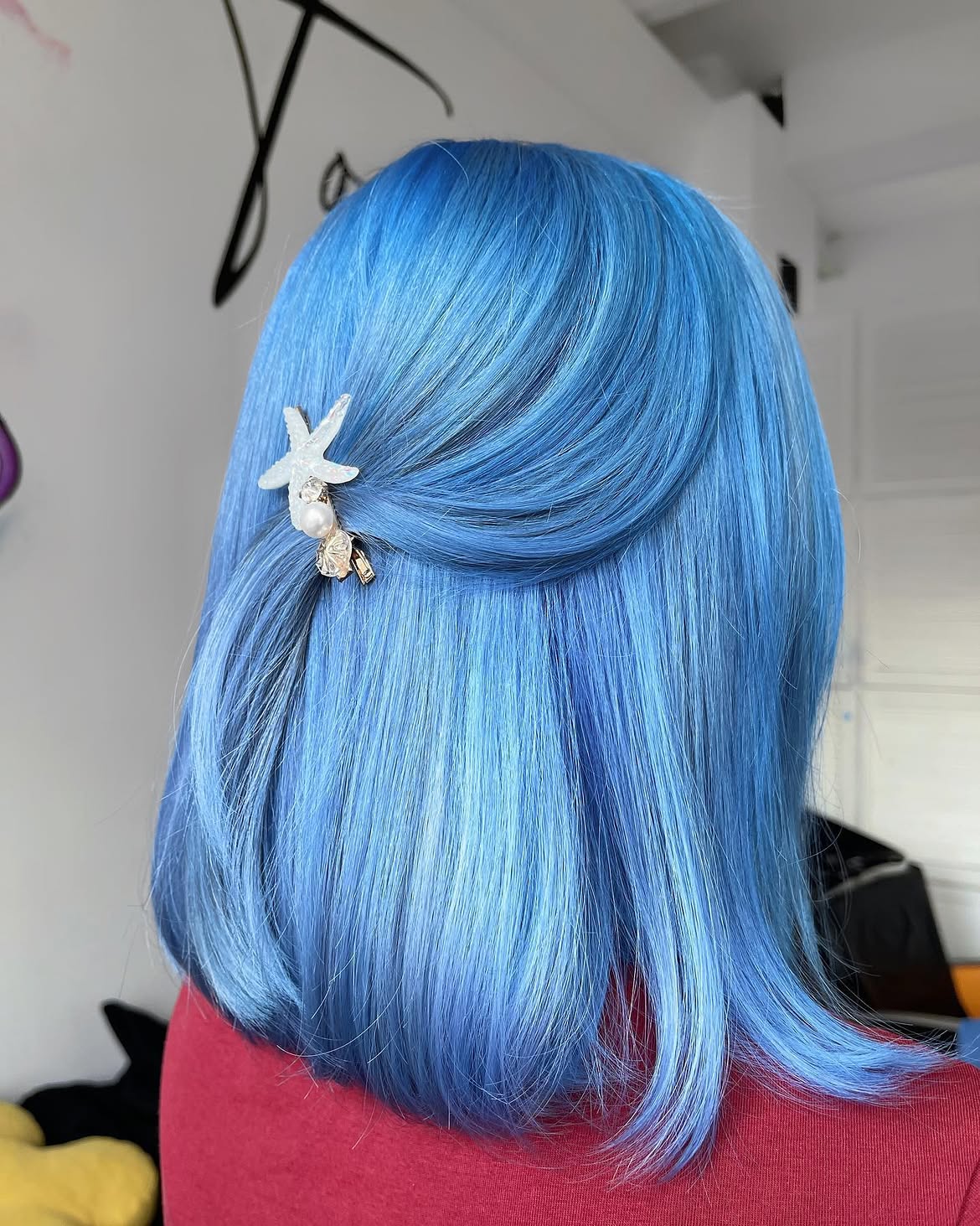 Ocean Blue Bob With Starfish Hair Clip Accent