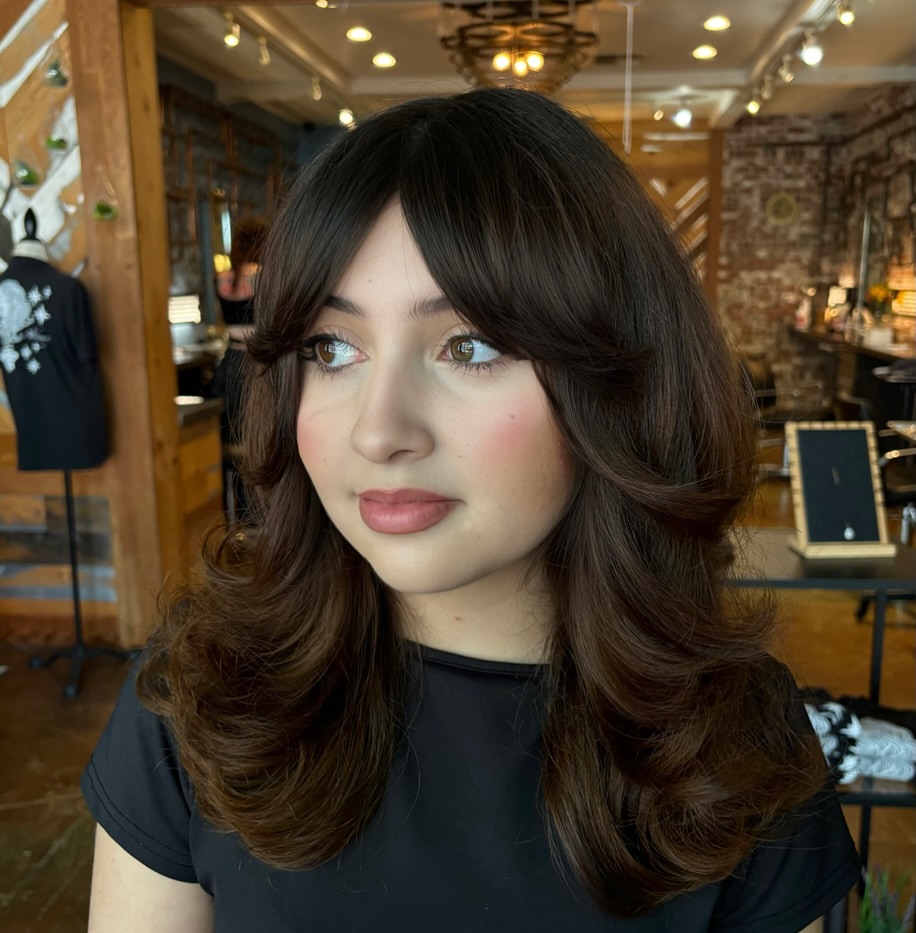Retro Voluminous Layers With Curtain Bangs
