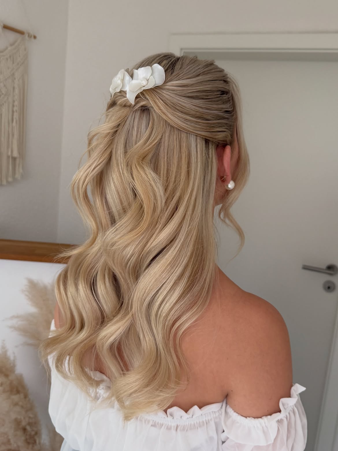 Romantic Half Up Half Down Waves With Floral Clip