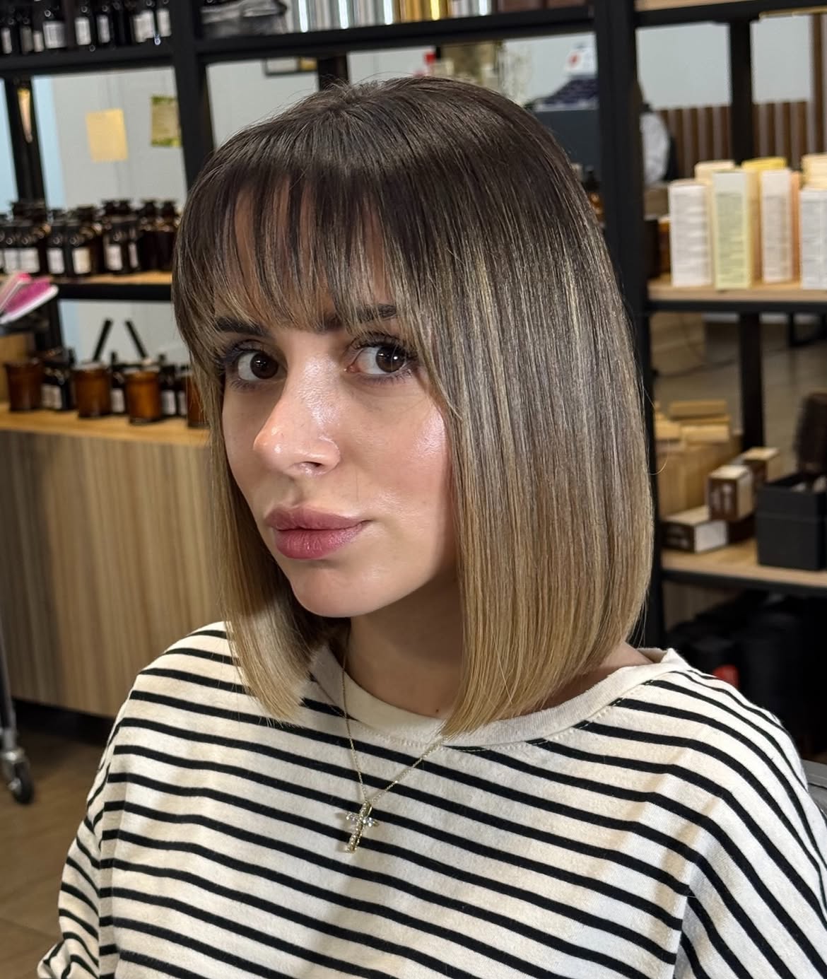 Sharp Collarbone Bob With Seamless Bronde Balayage