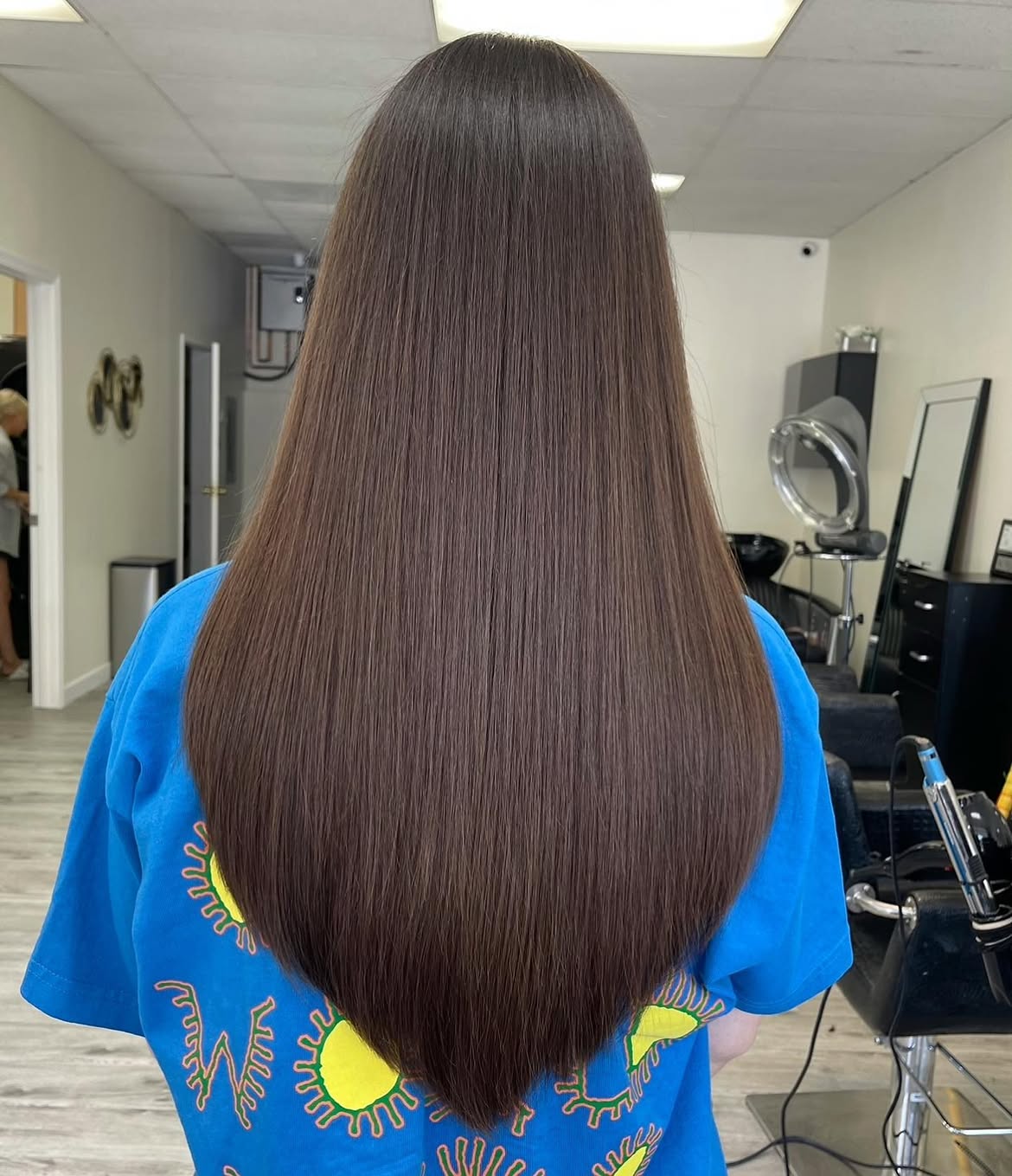 Sleek U-Shape Cut With Rich Chocolate Brown