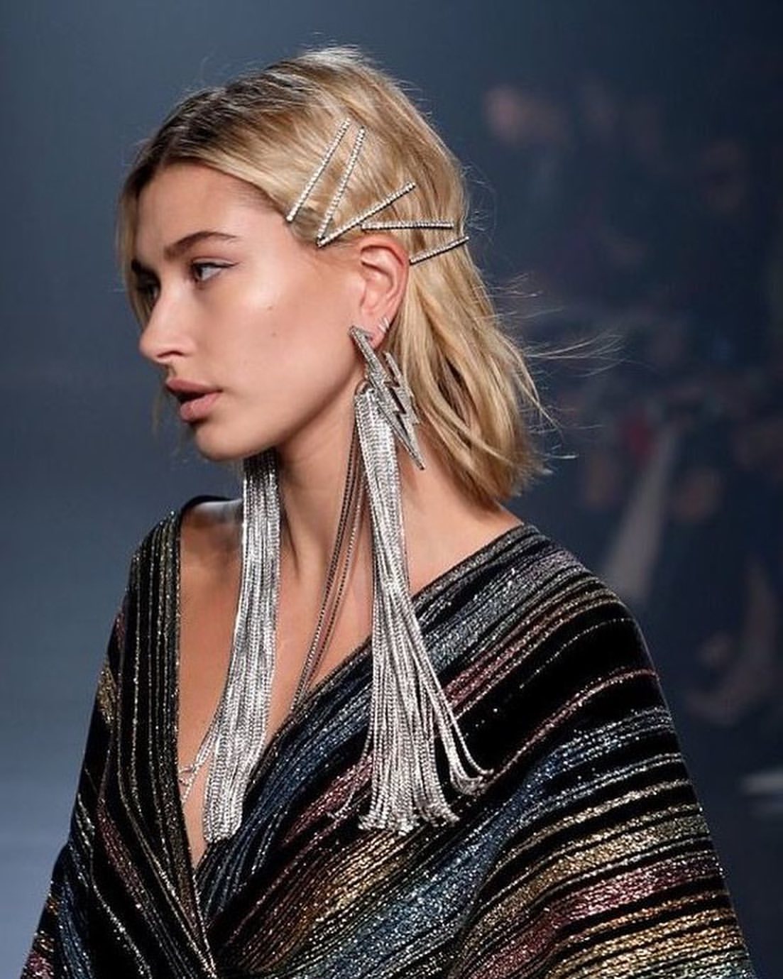 Sparkle Bobby Pins And Textured Collarbone Bob