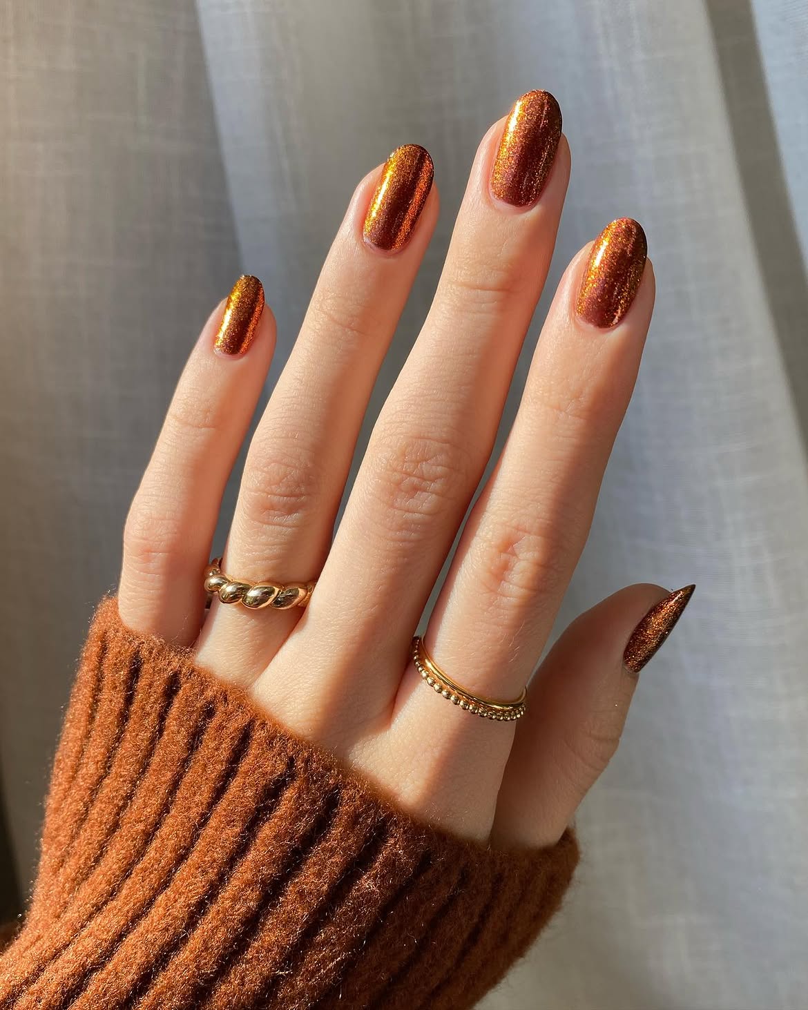Sparkling Bronze Shimmer Oval Nails