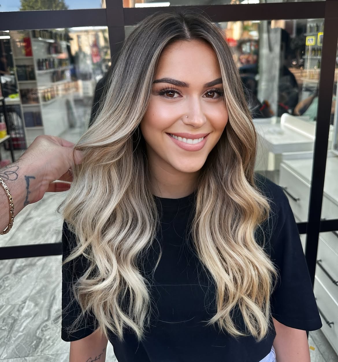 Sun-Kissed Blonde Waves With Face-Framing Layers