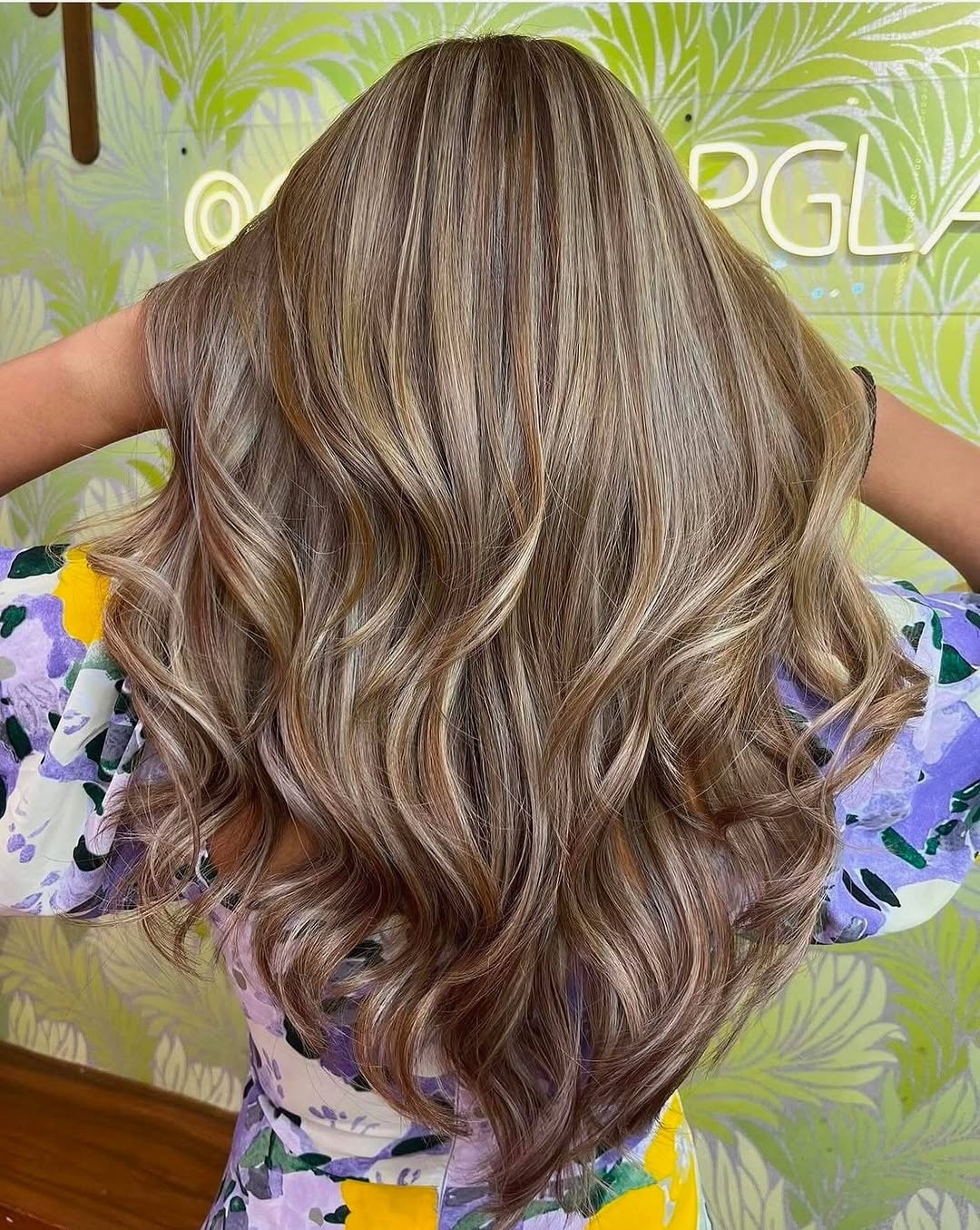 Sun-Kissed Honey Blonde Waves