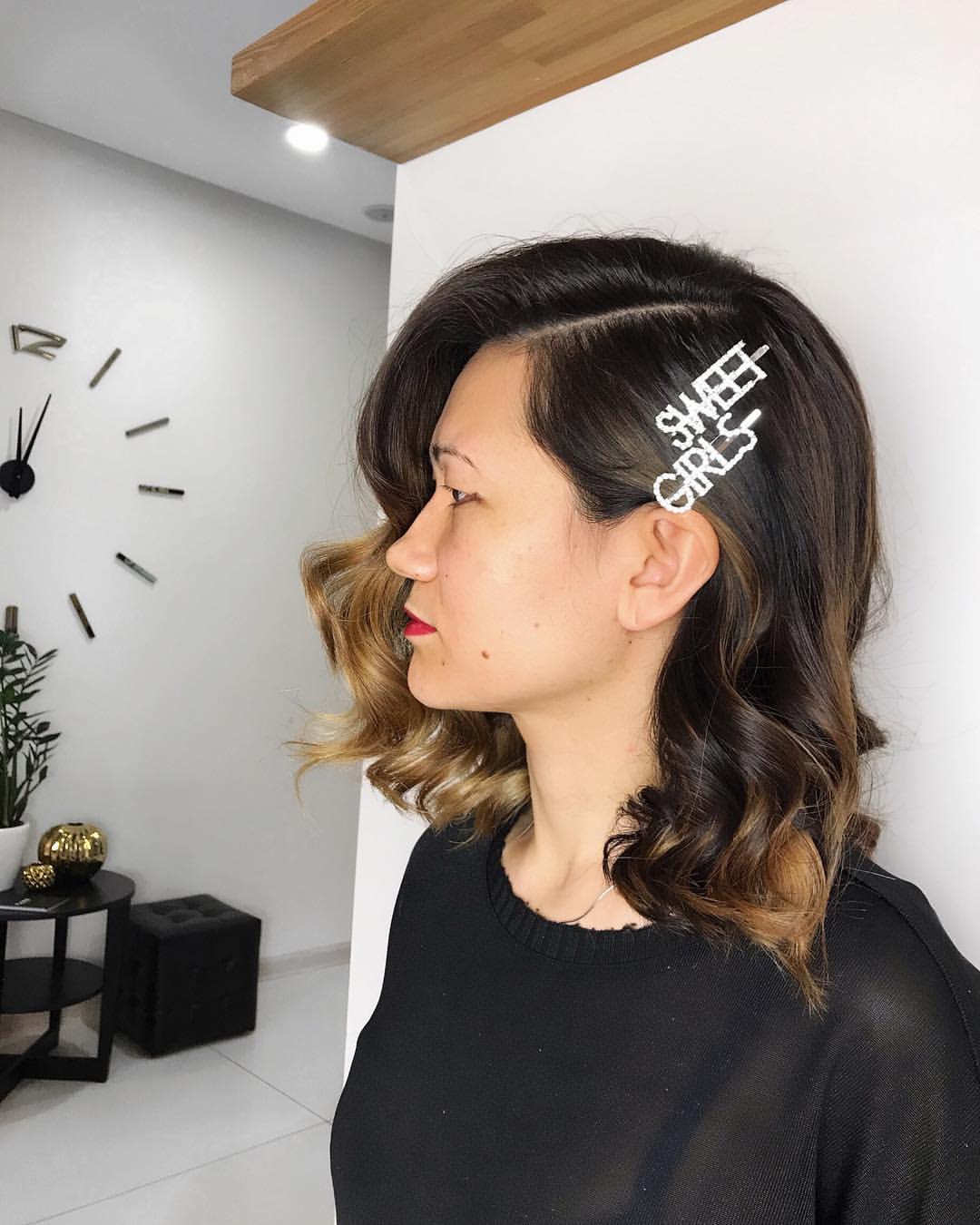 Sweet Girls Accent Bobby Pins With Waves