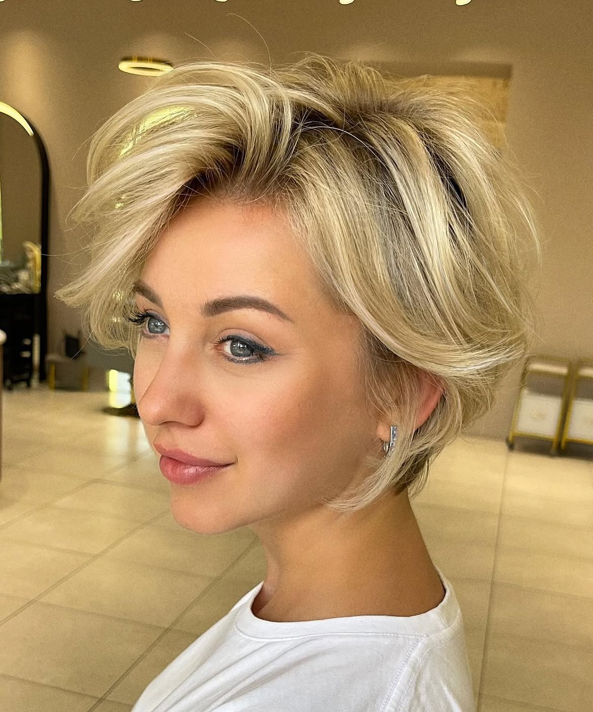 Tousled Blonde Bob With Face-Framing Layers