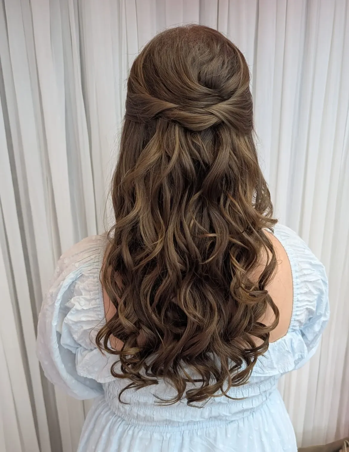 Twisted Half-Up Style With Loose Waves
