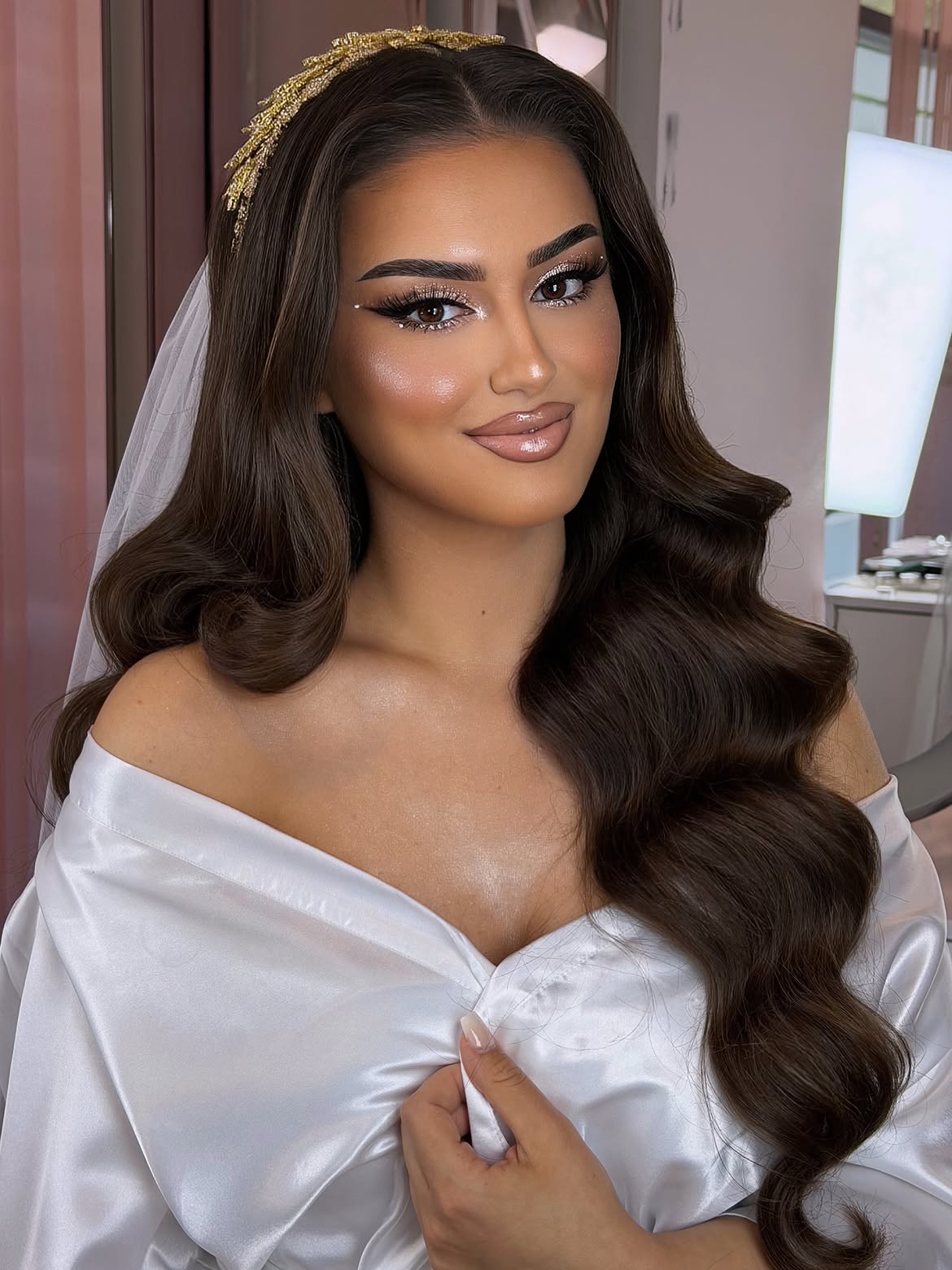 Voluminous Hollywood Waves With Gold Headpiece