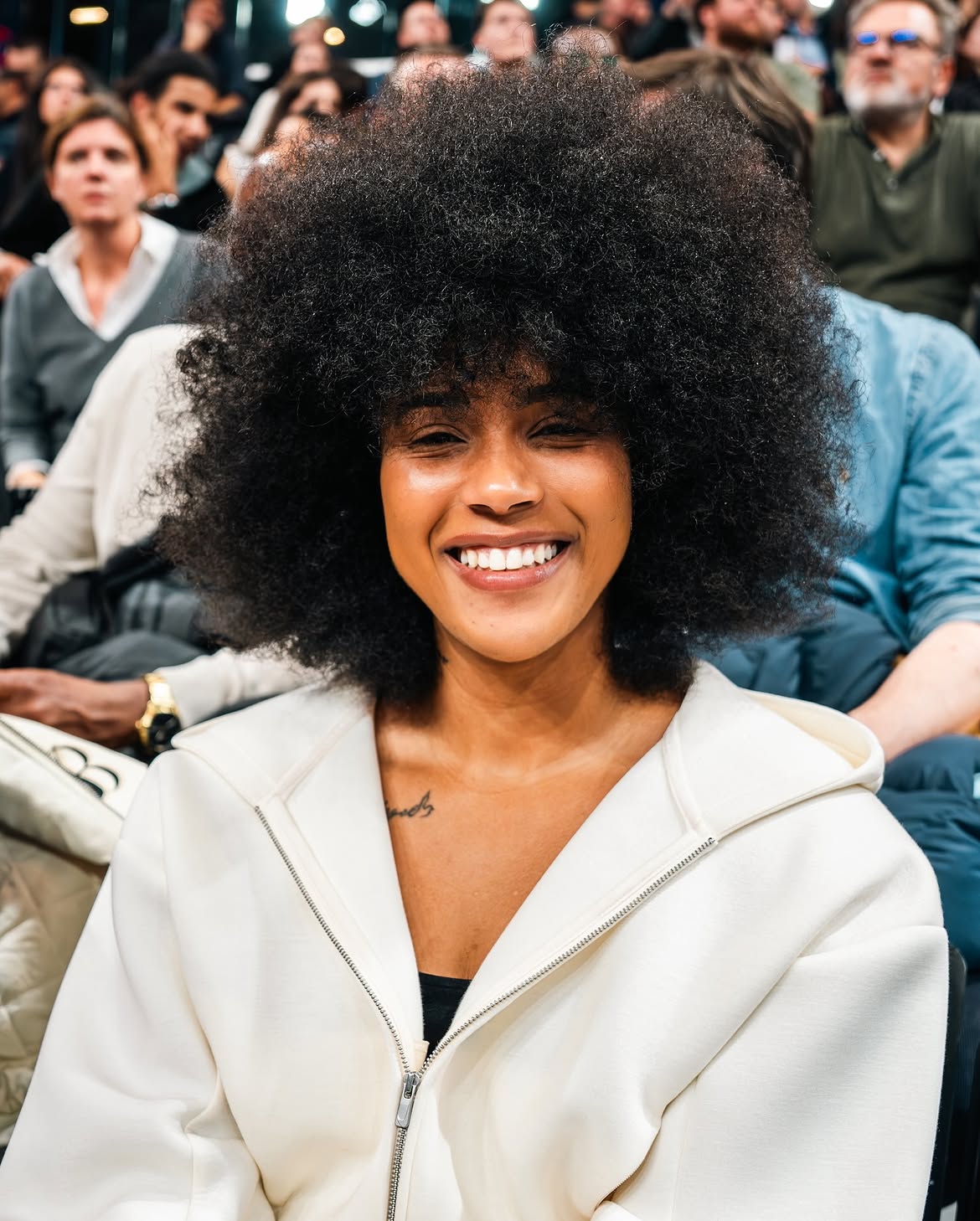Voluminous Natural Afro With Rounded Shape