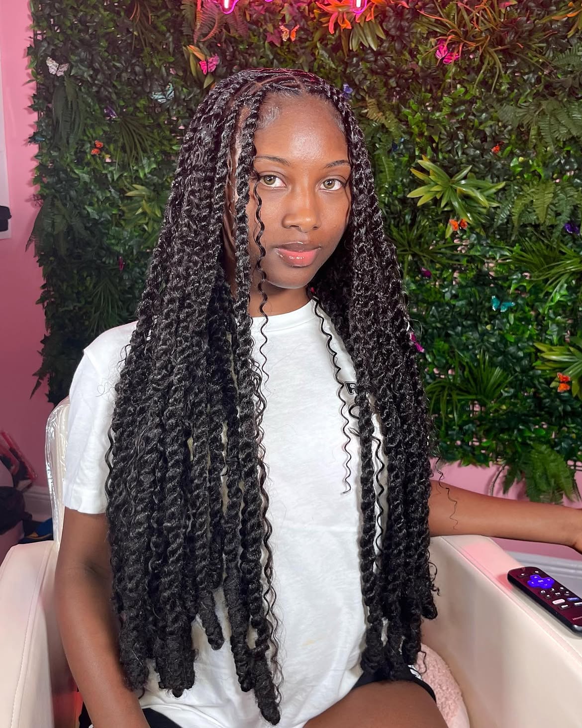 Voluminous Senegalese Twists With Defined Curls