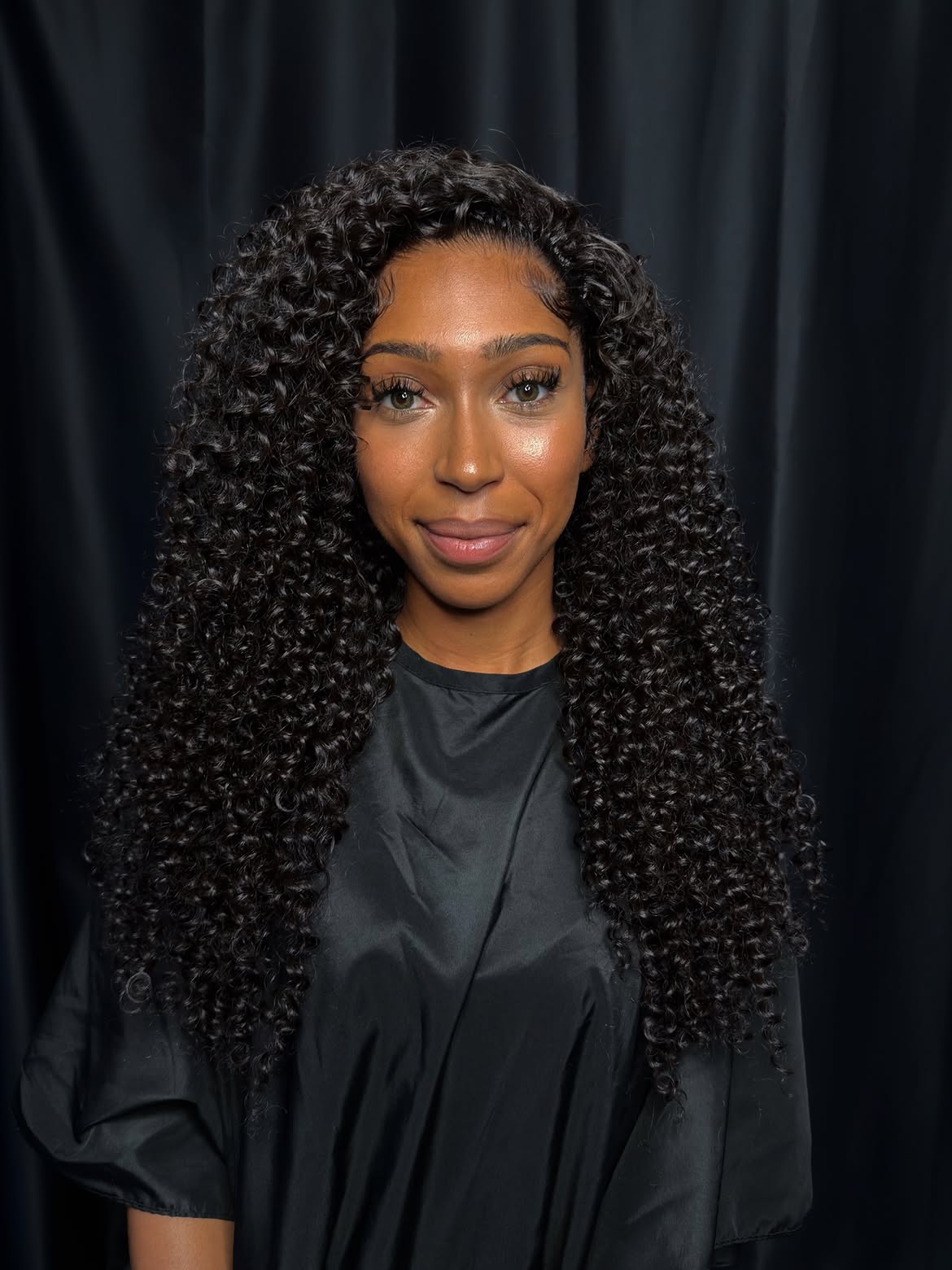 Voluminous Spiral Curls With Defined Edges