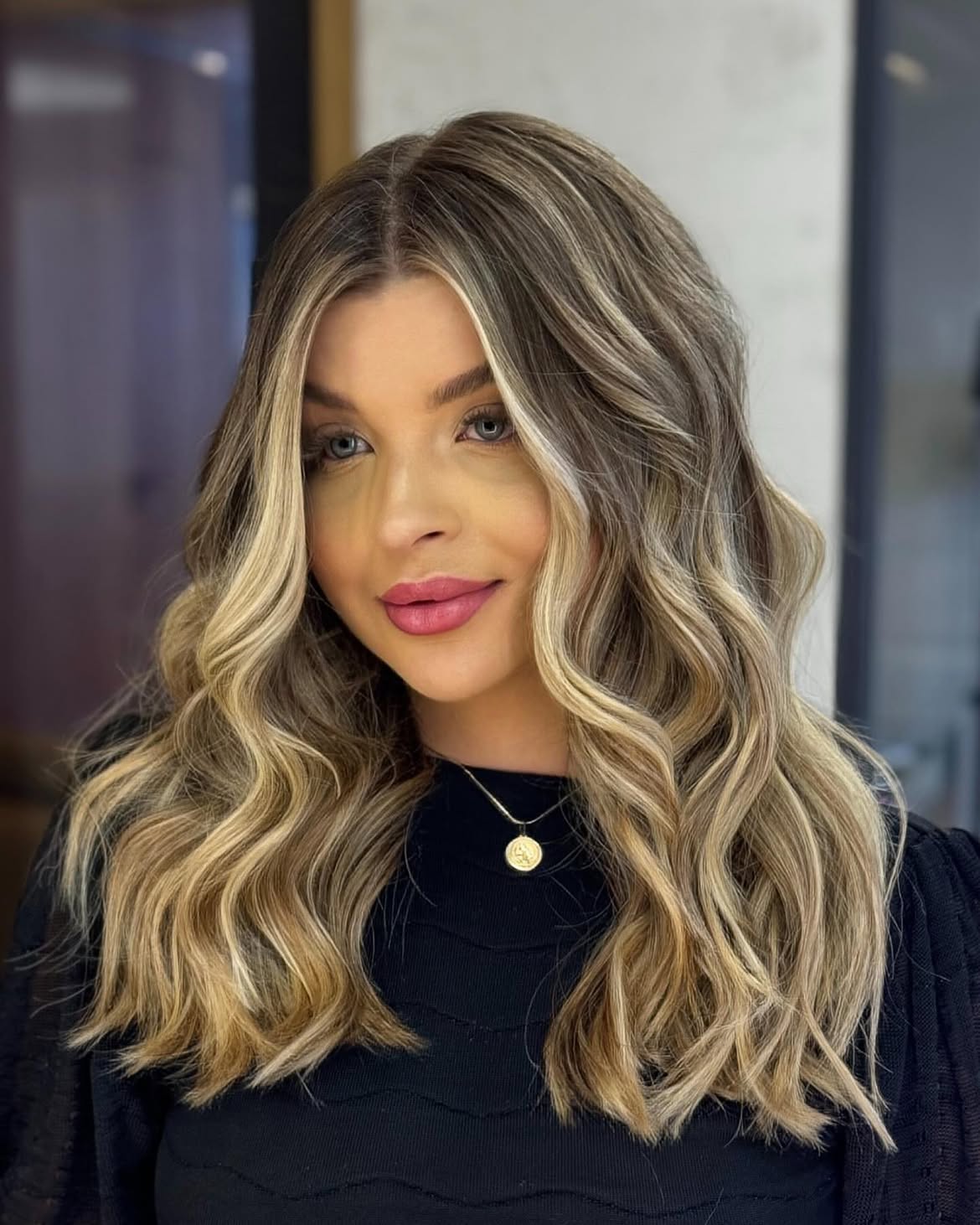 Beachy Waves With Honey Blonde Money Piece