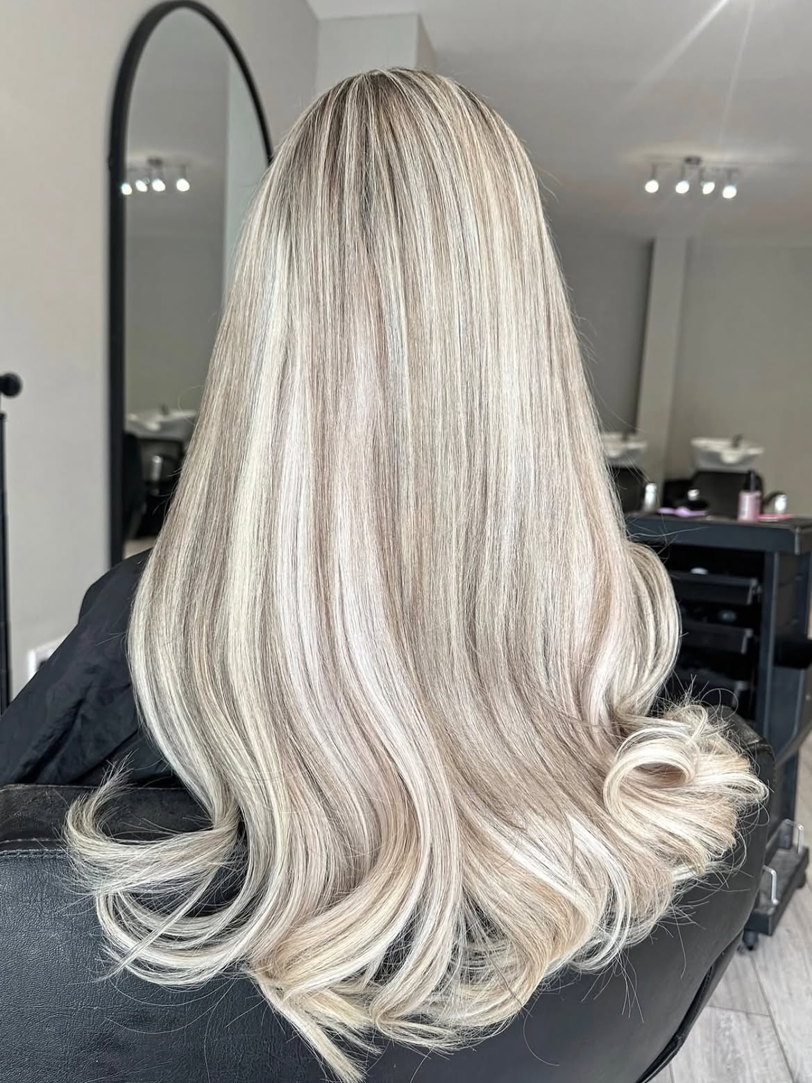 Champagne Blonde Balayage With Loose Waves